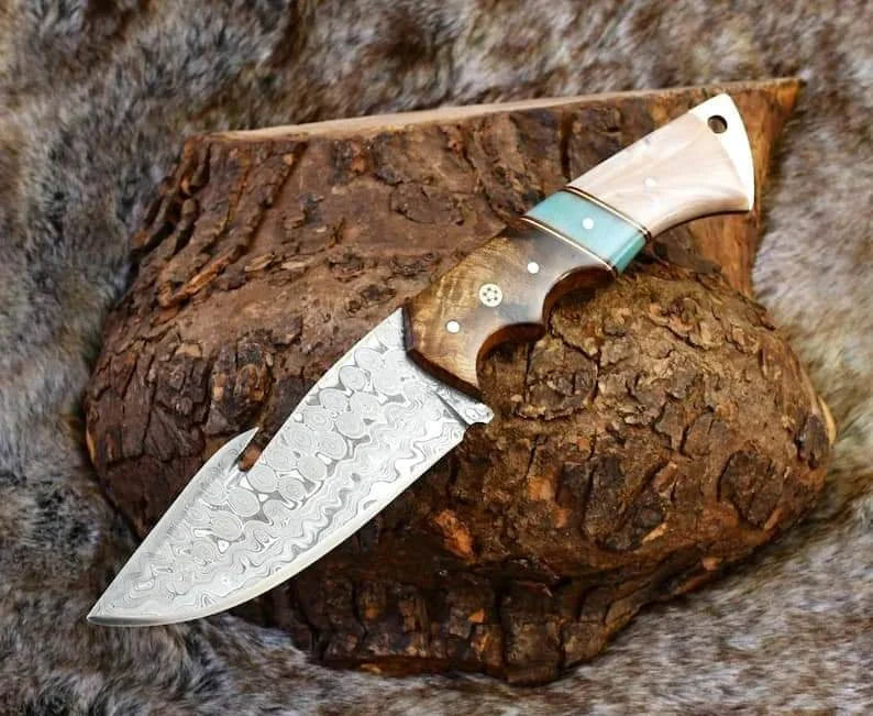 DAMASCUS EVOKE HOOK KNIFE, Rose Wood & TURQUOISE HANDLE Overall 6.25”