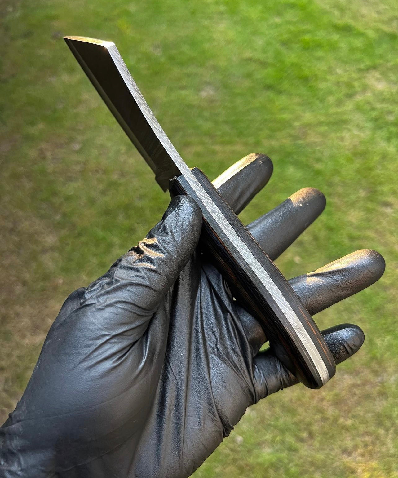 Handmade Damascus Knuckle Knife
