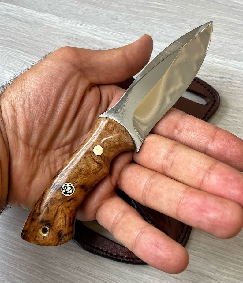 Hunting Knife 1095 Carbon Steel and Walnut Wood Handle -Blacksmith Made Camping Knife - Bushcraft Knife - Survival Knife with Sheath