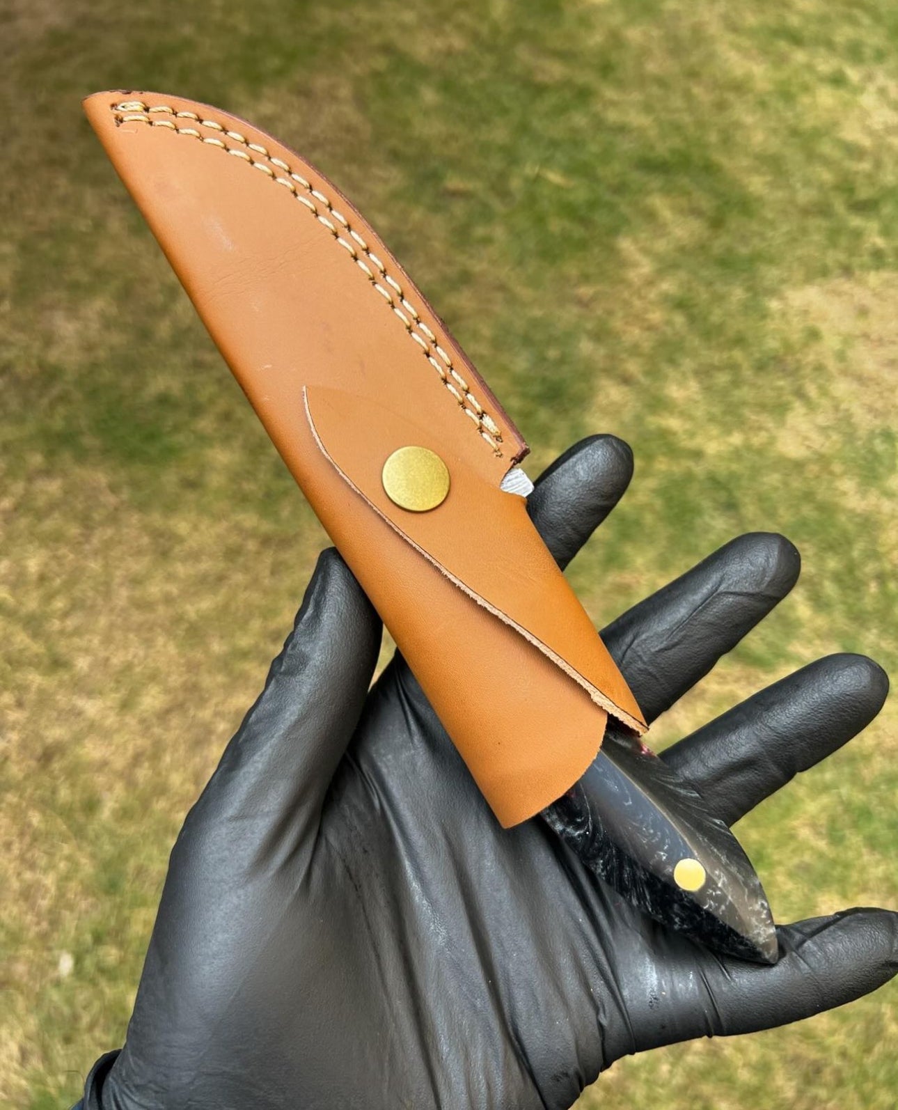 Handmade Damascus Steel Hunting Knife