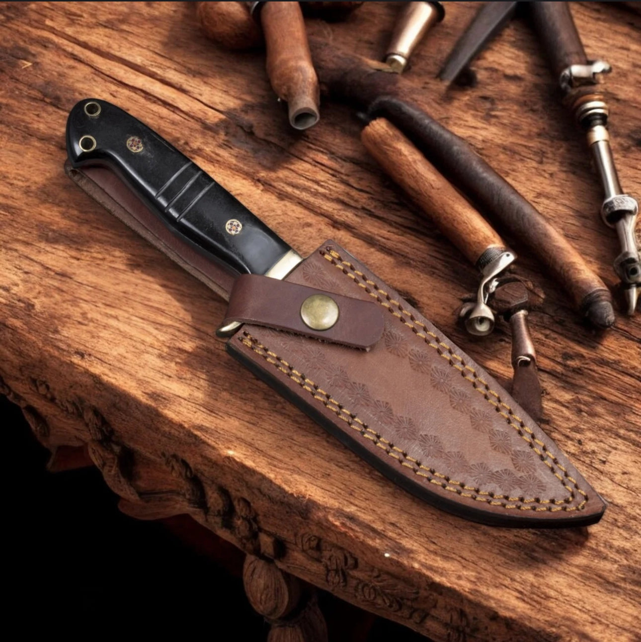 Hand Forged Damascus Steel Drop Point Hunter Knife