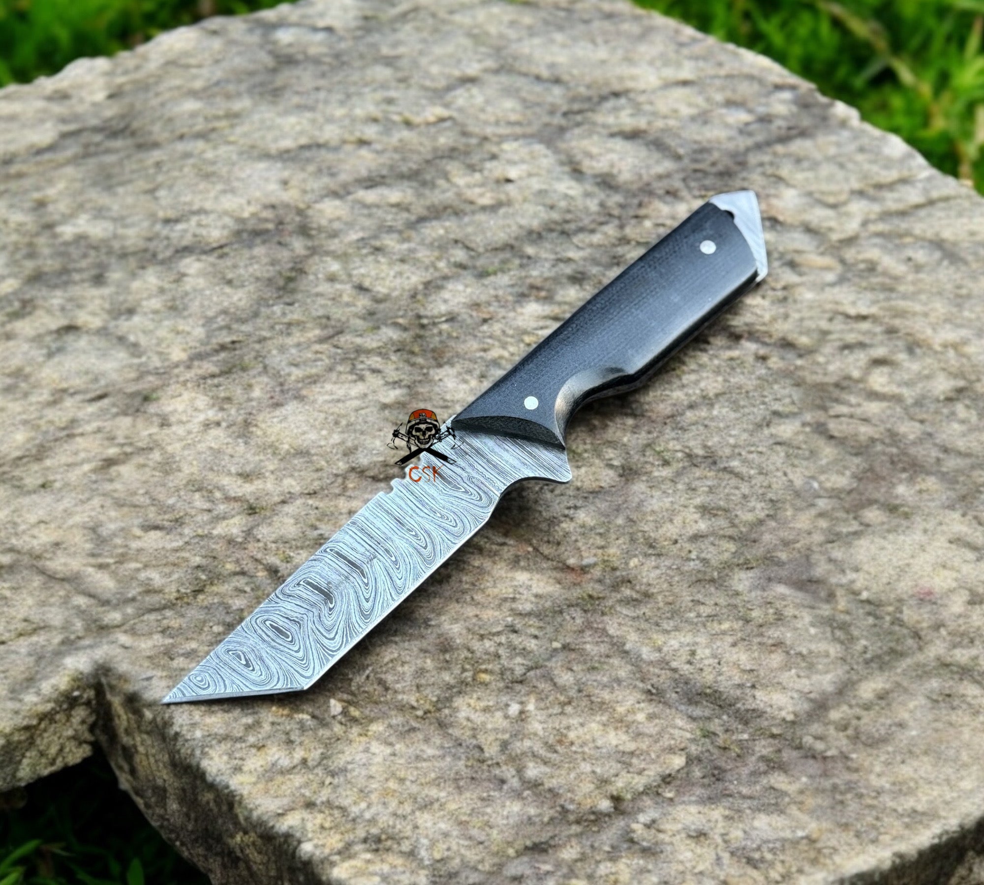 Damascus Steel Tactical Tanto Knife – Full Tang Hunting & Survival Blade with G10 Handle