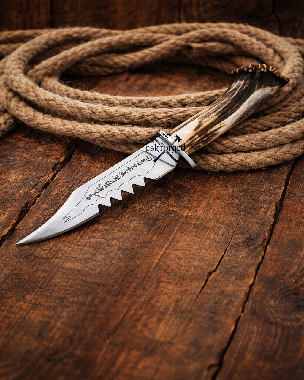 Frontier Demon Hunting Knife – Custom Forged Ruby Blade with Stag Handle