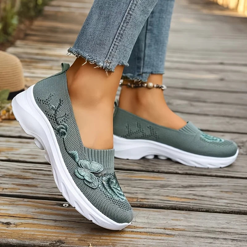2026 Summer Women Breathable Knit Floral Embroidery Platform Loafers Slip On Walking Shoes Lightweight Soft Cushion Insole Anti Slip Wedge Sole Comfort Casual Daily Outdoor Travel Nurse Footwear Black Khaki Green Multiple Siz