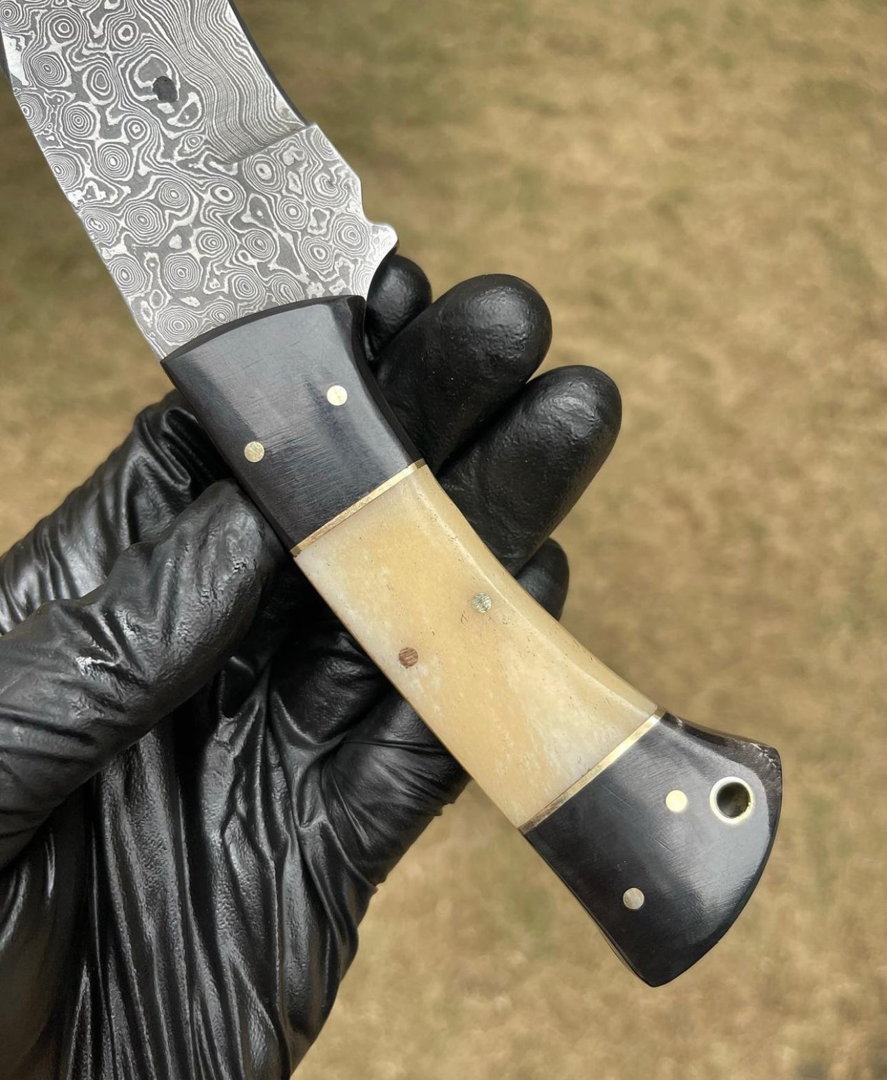 Handmade Damascus Steel Hunting Knife