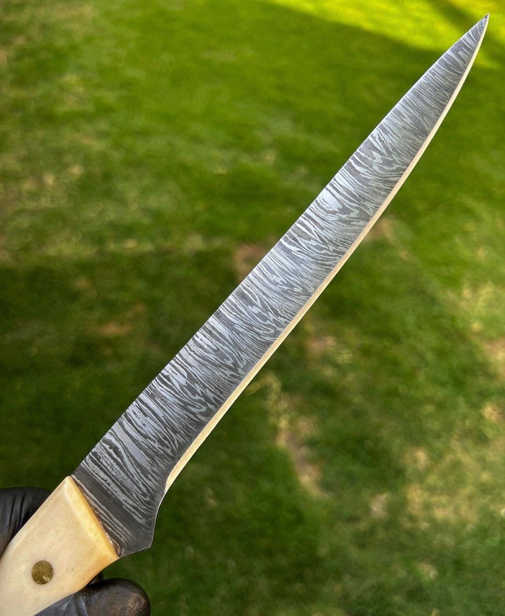 Handmade Damascus steel fillet knife