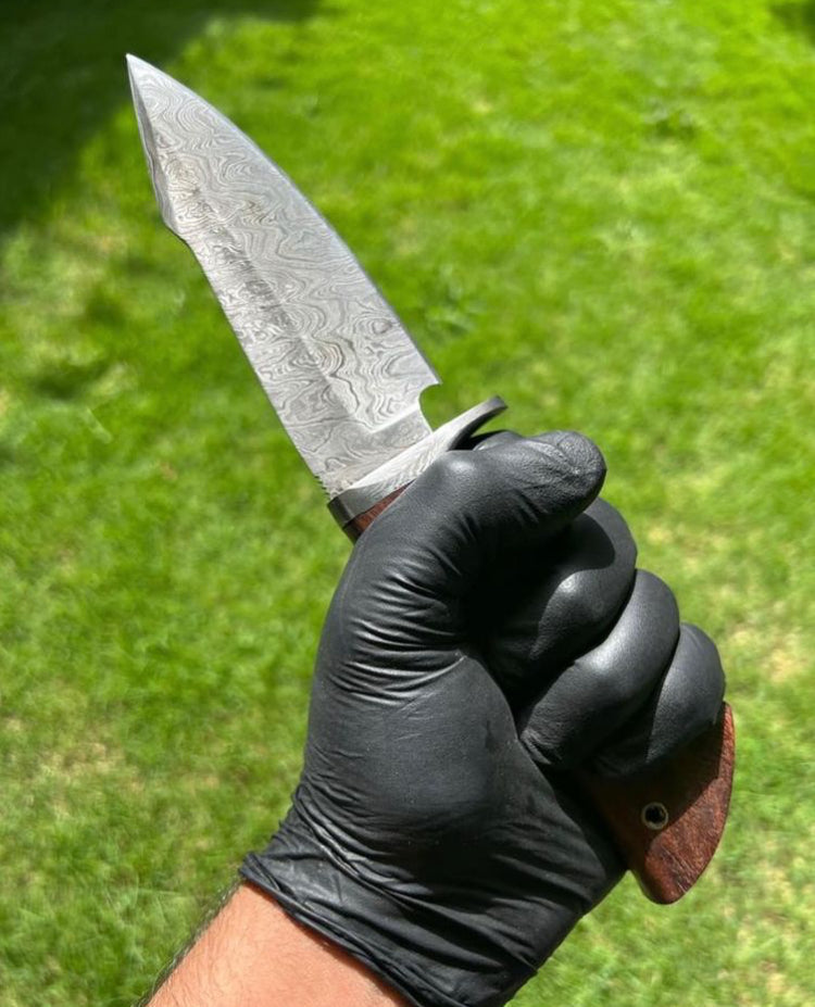 Custom Handmade Damascus Steel Hunting Knife