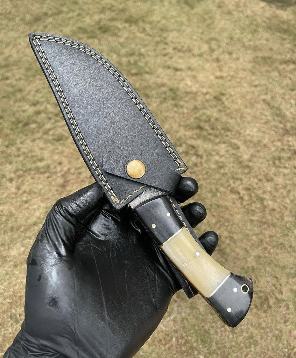 Handmade Damascus Steel Hunting Knife