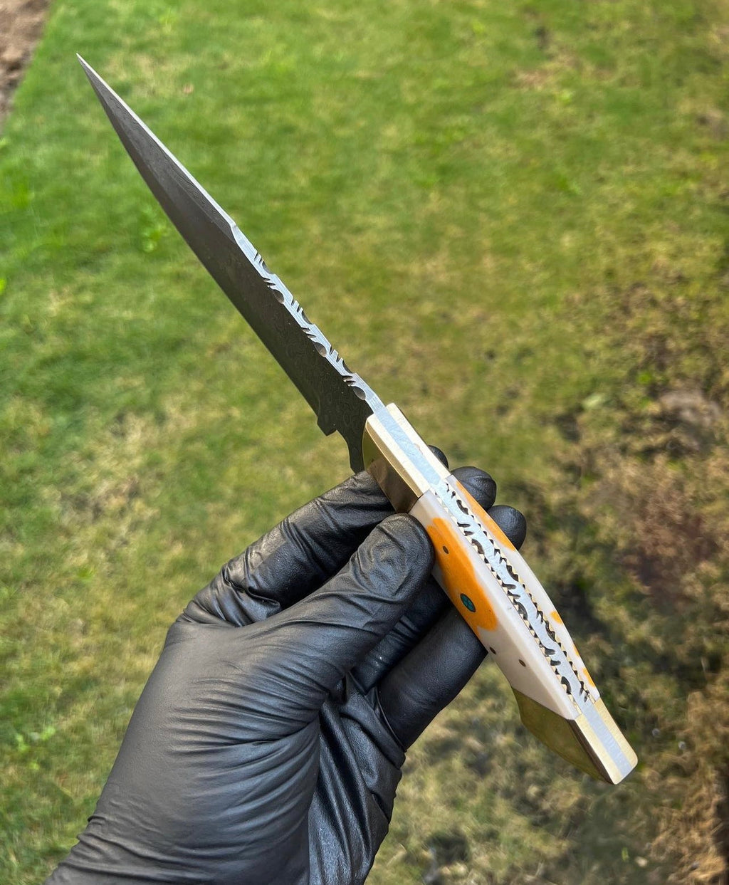 Damascus Steel Camping knife