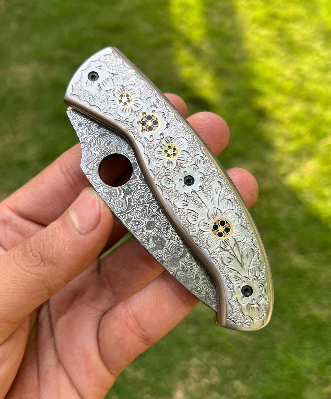 Custom Handmade Damascus steel Blade EDC Folding Pocket Knife