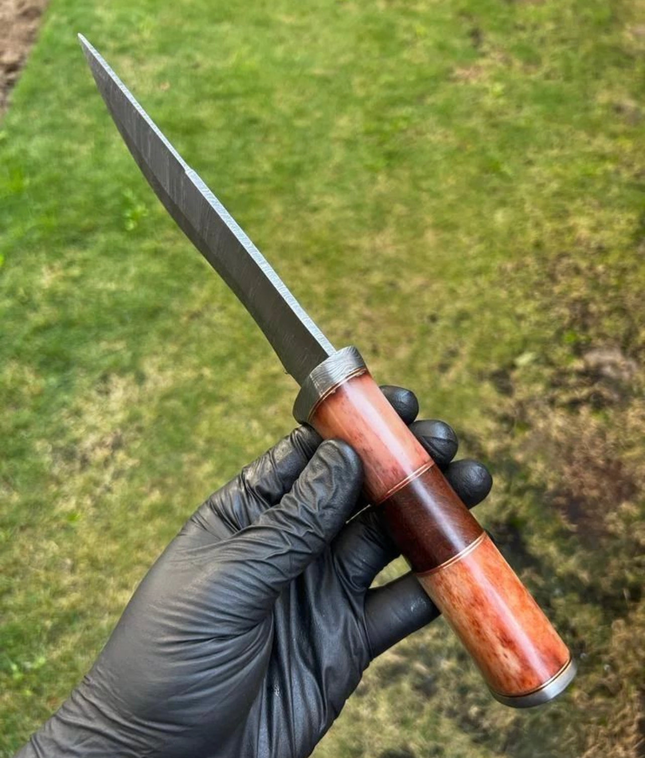 Damascus Steel Hunting Knife