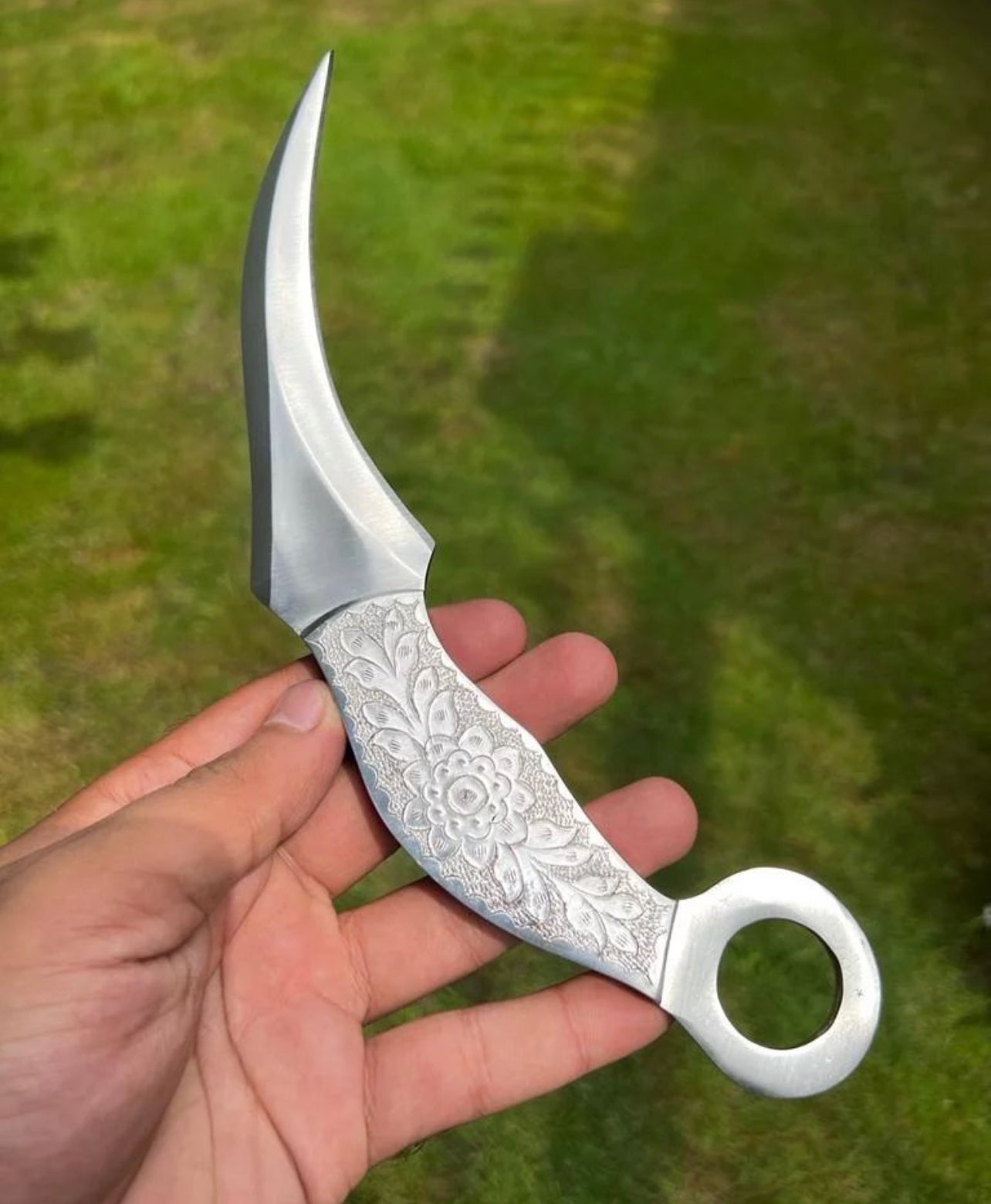 Full Tang Handmade Stainless steel karambit knife