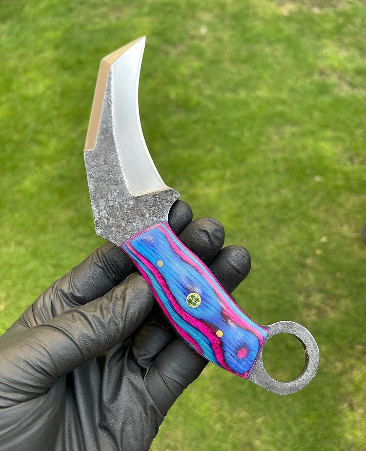 Handmade 1095 steel karambit Neck knife