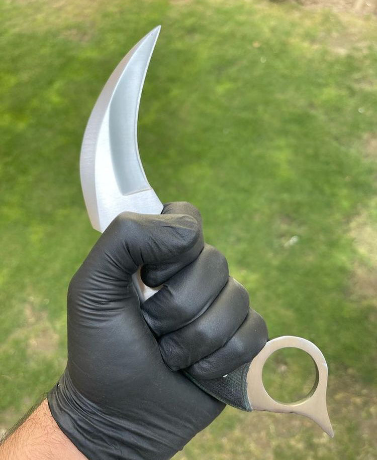 Handmade D2 steel karambit knife