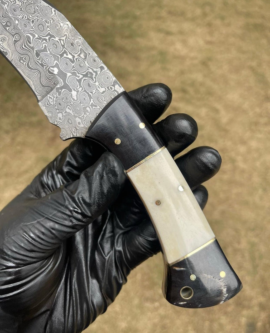 Handmade Damascus Steel Hunting Knife
