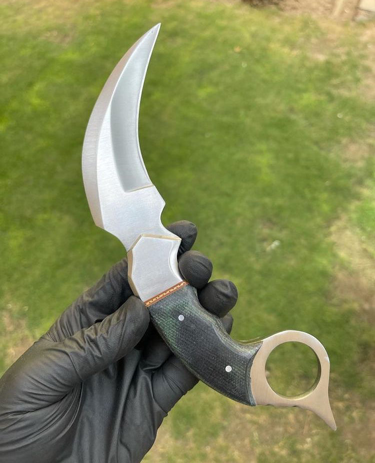 Handmade D2 steel karambit knife