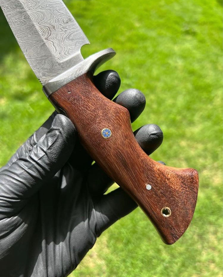 Custom Handmade Damascus Steel Hunting Knife