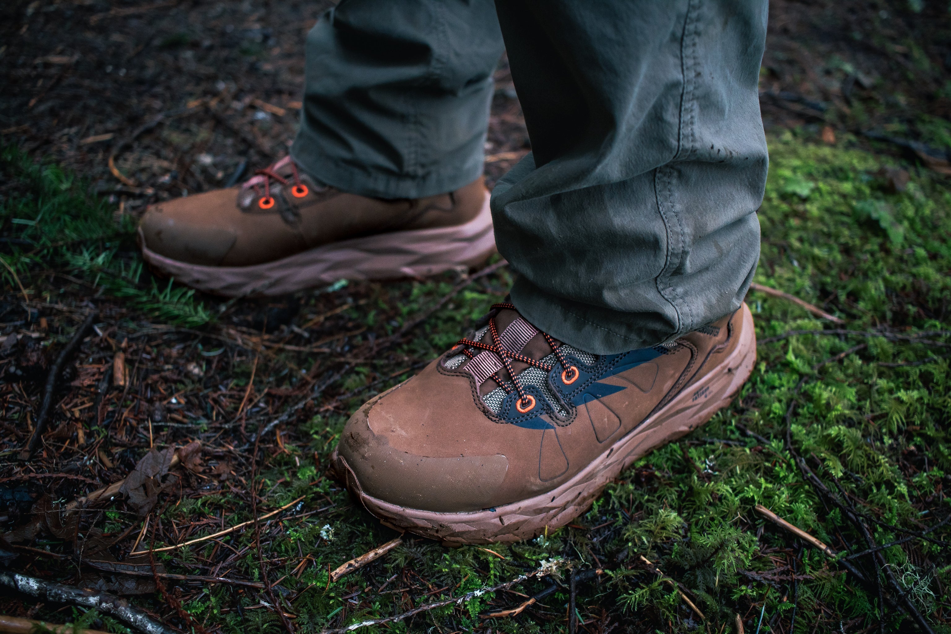 ROCKROOSTER Farmington Brown 6 Inch Waterproof Hiking Boots with VIBRAM® Outsole
